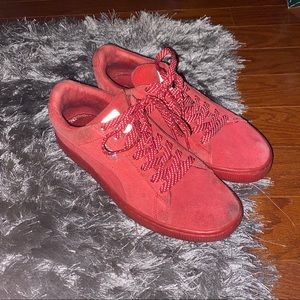 Red Pumas